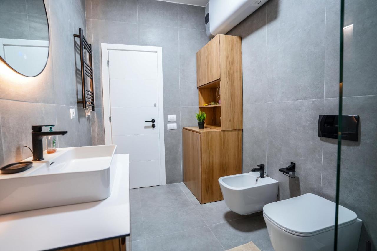 Hidden Gem Tirana 2Br Comfort In Historic Zone エクステリア 写真